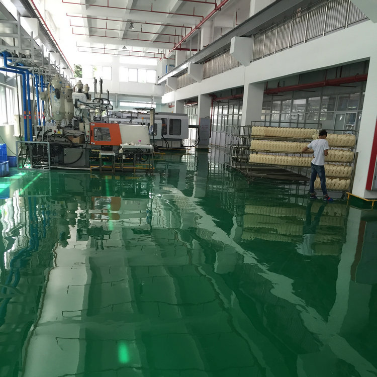 厦门地坪漆,环氧树脂地坪厂家_沧晟地坪漆:地坪漆施工师傅的经验分享